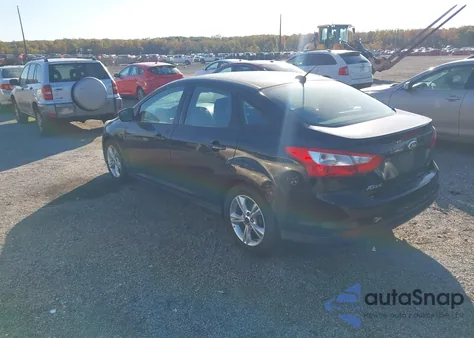 2014 Ford Focus Se z USA, uszkodzony, nr VIN 1FADP3F20EL272146